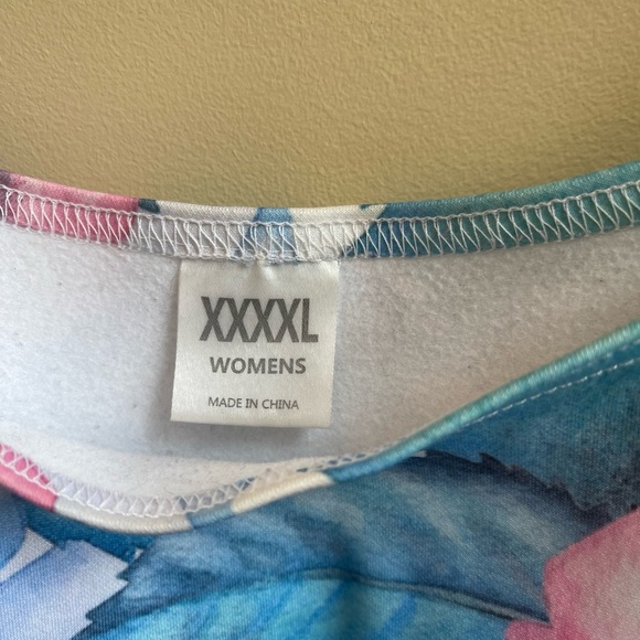 Pretty Unicorn Pullover - Picture 4 of 9